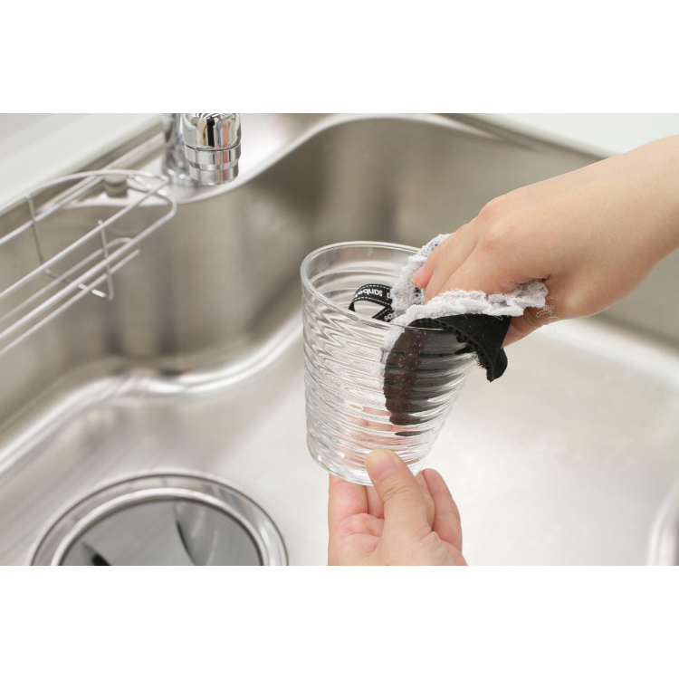 よごれ残さず洗いきるキッチンスポンジ