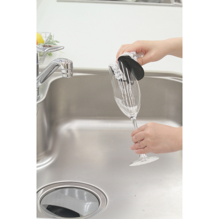 よごれ残さず洗いきるキッチンスポンジ