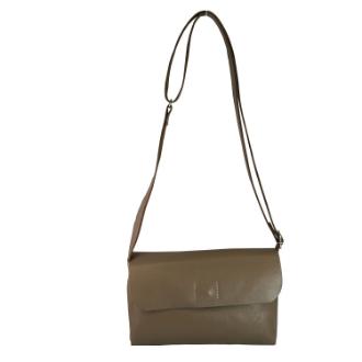 日本製 マチあり かぶせショルダーバッグ　グレージュ