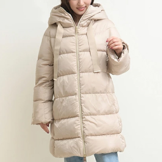 【HERNO】ヘルノ　レディースダウンコート サテンAシェイプ PI1304D　CHANTILLY 40