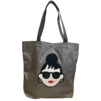 【HAPPY　FACE】ハッピーフェイス　EMMA相良刺繍　顔トート