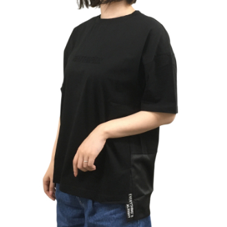 【RHYTHM BOX】異素材エンボスＴシャツ　ブラック