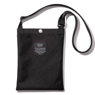 【KiU】600D サコッシュミニ ブラック