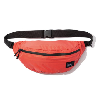 【KiU】ウォータープルーフボディバッグ ピンク
