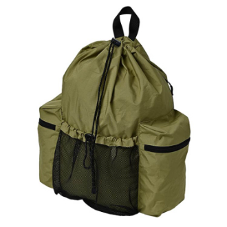 【KiU】パッカブルドローストリングバックパック カーキ