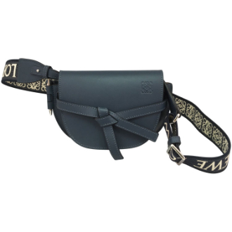 [ブラックフライデー]〔ロエベ〕ショルダーバッグ  ネイビー