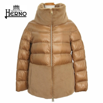 [ネット限定クリアランスセール]【HERNO】ヘルノ　ナイロンウルトラライト＆フェイクファー 切り替えダウンジャケット　CAMEL 40