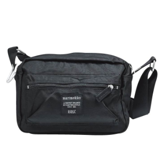 [ネットストア限定特価]〔マリメッコ〕ショルダーバッグ  ブラック