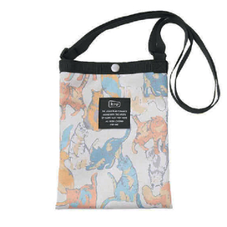 【KiU】600D サコッシュミニ ルミナスキャッツOF