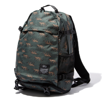 【KiU】600D バックパック レオパード