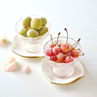 [母の日ギフト]山形県産 冷凍さくらんぼ（佐藤錦）＆冷凍シャインマスカット A15-9C 81038