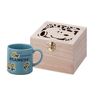 【SNOOPY】スヌーピー　 木箱入マグ  (follow me )