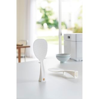 立って置ける　しゃもじ　アクア