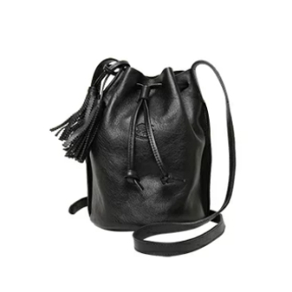 【IL BISONTE】イルビゾンテ　ドローストリング ショルダーバッグ　A2601　ブラック